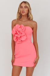 Karoline 3D Flower Strapless Mini Dress Pink