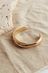 Jamaica Curvilinear Cuff Gold